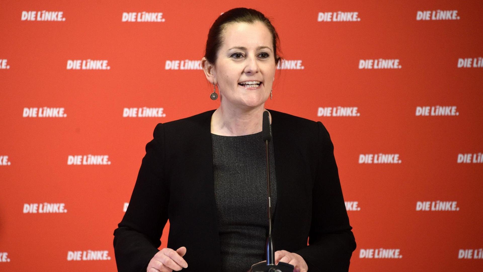 Die Co-Vorsitzende der Linken, Janine Wissler, bei der Pressekonferenz zu aktuellen politischen Themen im Karl-Liebknecht Haus
