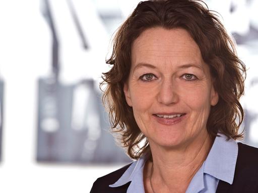 Sabine Kurtenbach posiert für ein Pressebild