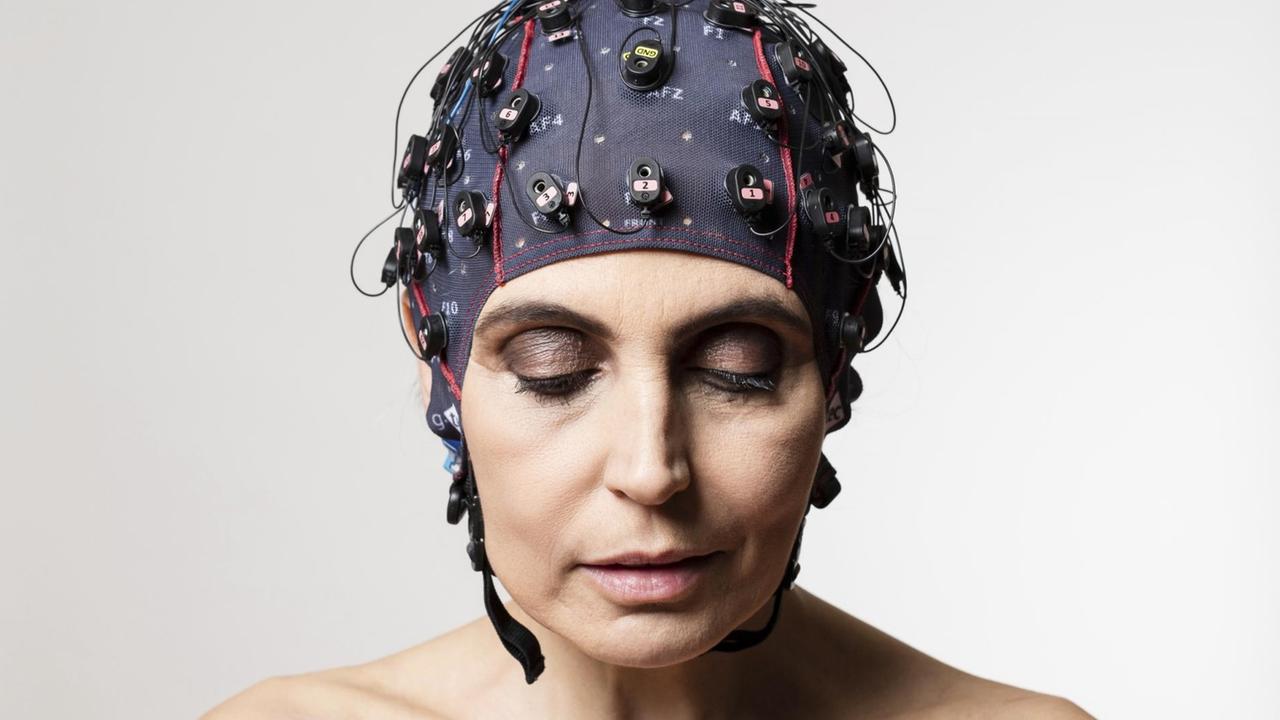 In this image released on Tuesday, June 13, 2017, electrodes measure brain activity to tell if a patient is conscious and, if so, to let them communicate via mindBEAGLE. mindBEAGLE is the very first and only EEG-based Brain-Computer Interface (BCI) that enables communication with patients who suffer from locked-in syndrome (LIS), complete locked-in syndrome (CLIS) or disorders of consciousness (DOC). It is widely known that these patients need BCIs that do not rely on visual stimuli and are easy to use. Paradigms based on non-visual evoked potentials and motor imagery can be effective for these patients. Therefore, mindBEAGLE has been developed and works with auditory, vibro-tactile (both based on P300) and motor-imagery paradigms in less than 20 minutes. For further information visit http://www.apmultimedianewsroom.com/newsaktuell. (Florian Voggeneder/Guger Technologies) |