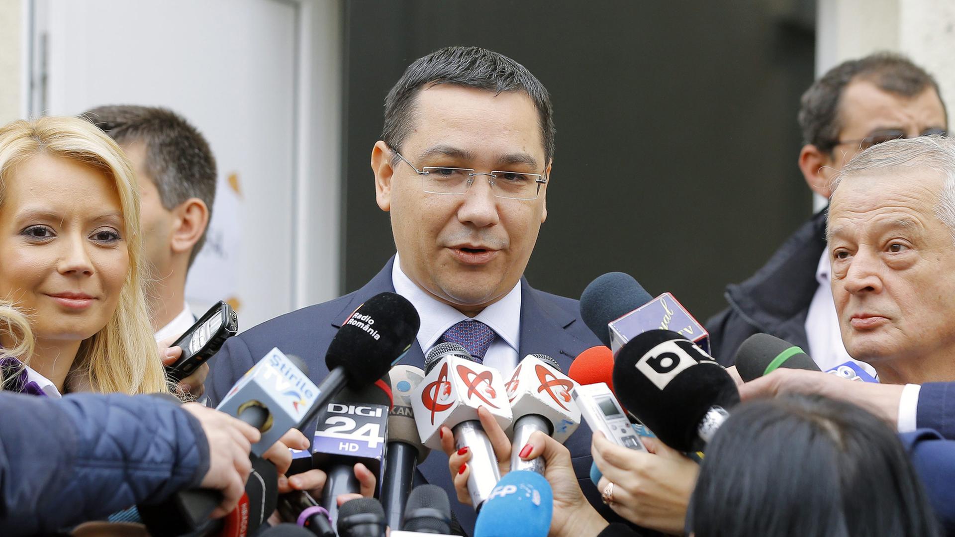 Viktor Ponta nach der Stimmabgabe