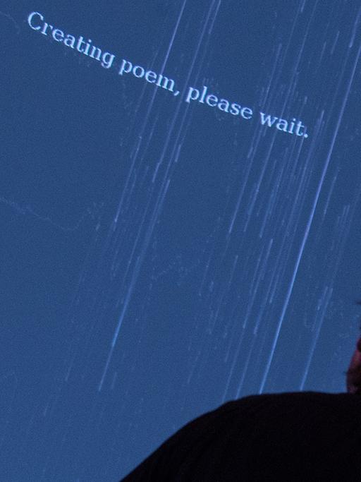 "Brain Poetry" heißt ein literarisches Kunstprojekt, mit dem ein Besucher am 07.10.2014 im Pavillon des Gastlandes Finnland auf der Buchmesse in Frankfurt am Mai nur mit seinen Gehirnströmen ein Gedicht erzeugt.
