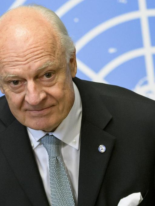 Der UNO-Sondergesandte für Syrien, Staffan de Mistura, während einer Pressekonferenz in Genf