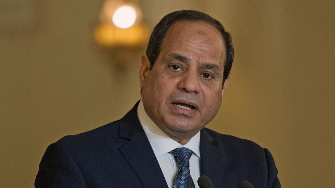 Der Präsident der Arabischen Republik Ägypten, Abdelfattah Al-Sisi, spricht am 02.03.2017 im Ittihadiya-Palast in Kairo (Ägypten) während einer gemeinsamen Pressekonferenz mit Bundeskanzlerin Merkel.