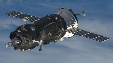 Eine Sojus-Kapsel im Anflug auf die ISS