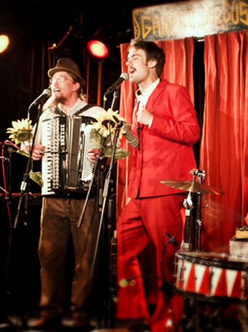 Die Band Gankino Circus aus Dietenhofen in Mittelfranken
