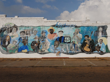 Straßengraffito: Der Blues-Highway 61 und seine Musikerlegenden