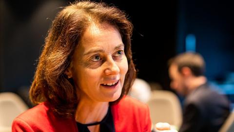 Katarina Barley (SPD), Mitglied der sozialdemokratischen Fraktion des Europäischen Parlaments, spricht während eines Interviews im Gebäude des Europäischen Parlaments