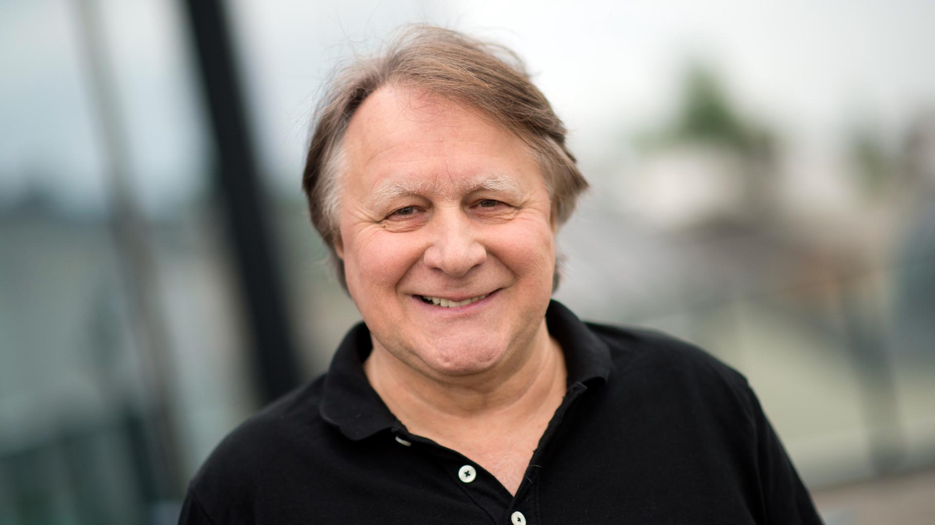 ESC 2023 KommentatorenLegende Peter Urban verabschiedet sich vom Eurovision Song Contest ESC 2023 KommentatorenLegende Peter Urban verabschiedet sich vom Eurovision Song Contest