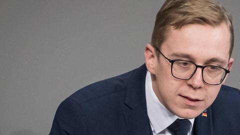 Philipp Amthor spricht im Deutschen Bundestag.