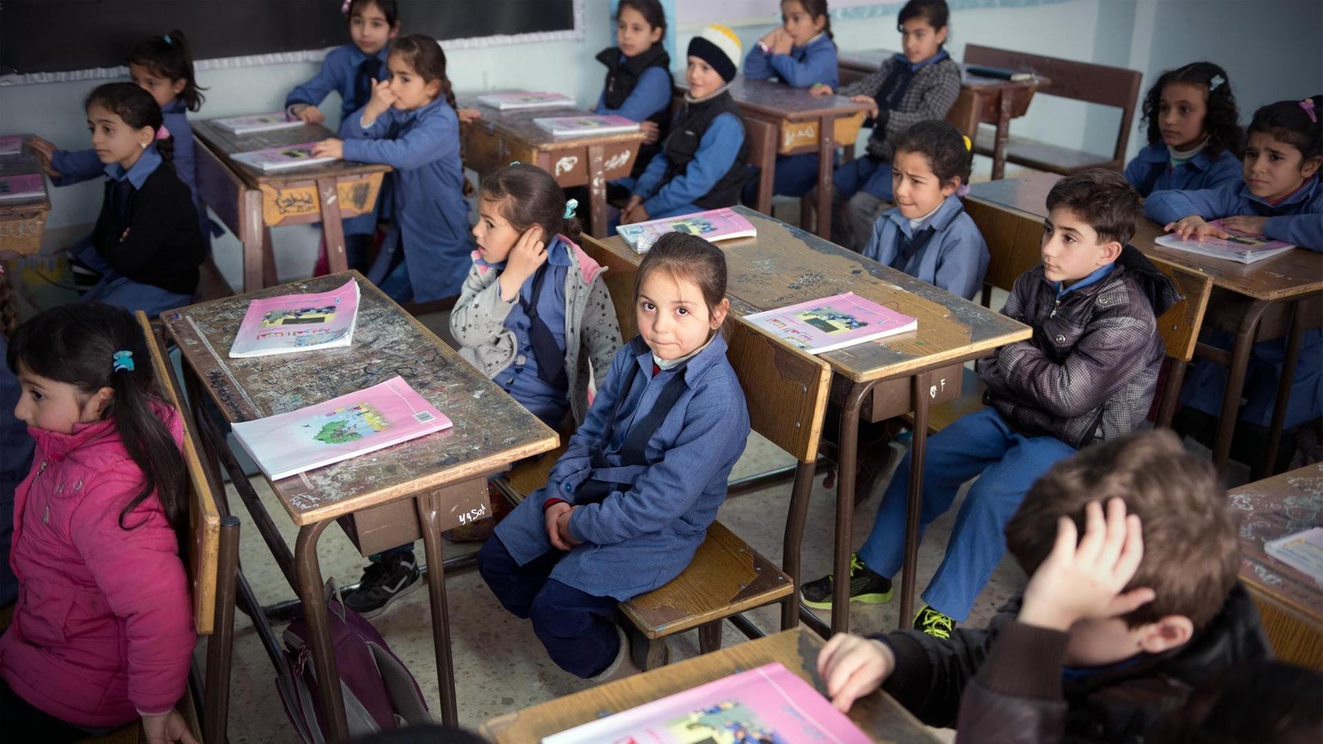 Kinder in einer jordanischen Schule für Flüchtlinge.