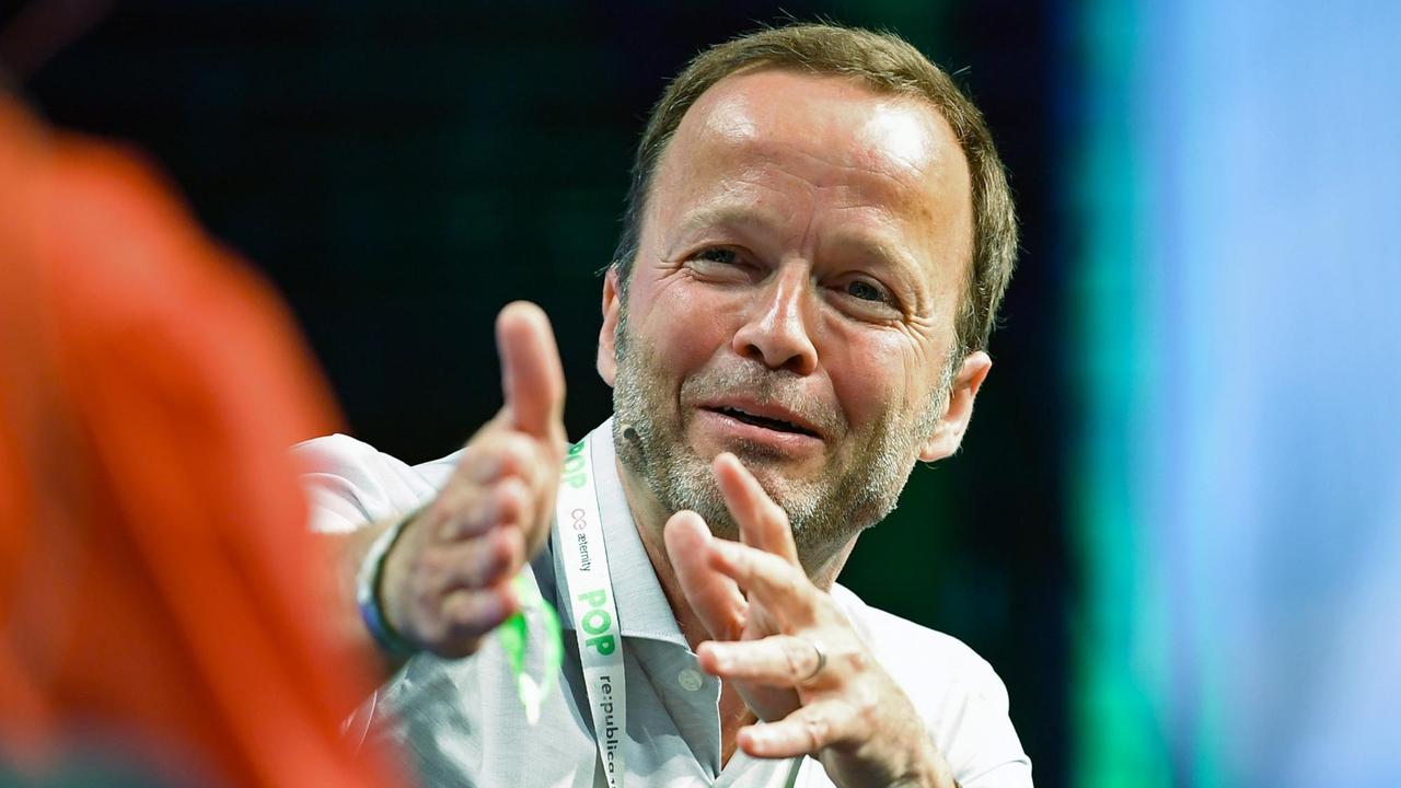 Georg Restle, Journalist, spricht auf der Internetkonferenz re:publica im Mai 2018 in Berlin. 