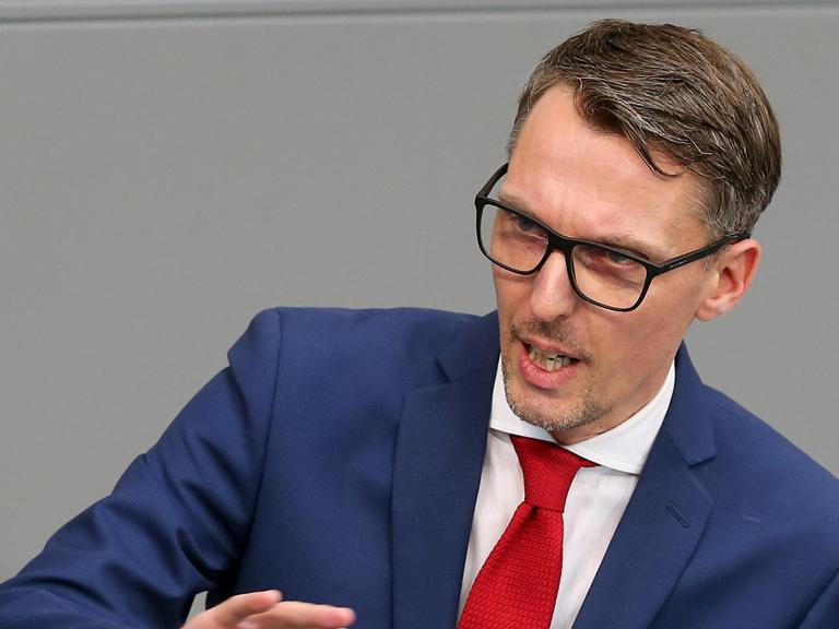 Abgeordneter Lars Castellucci (SPD) spricht im Deutschen Bundestag.