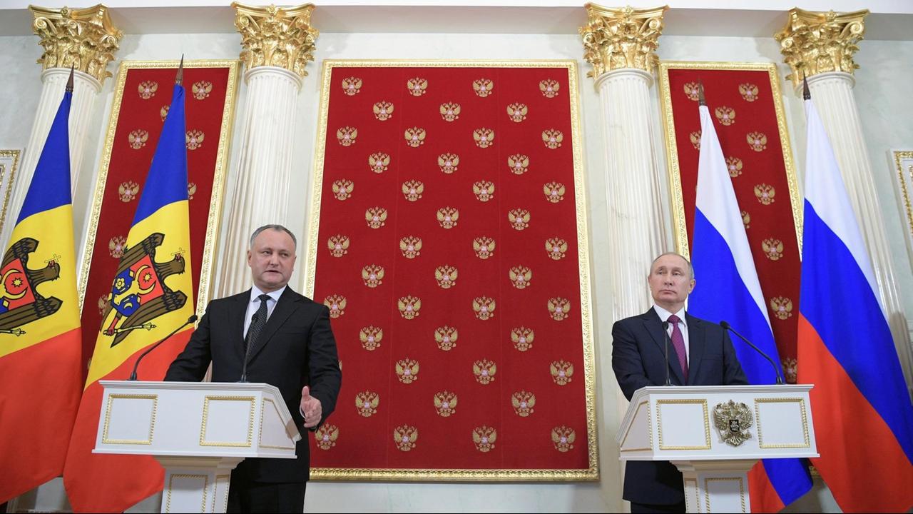 Der russische Präsident Putin und der moldauische Staatschef Dodon in Moskau (17.1.17)