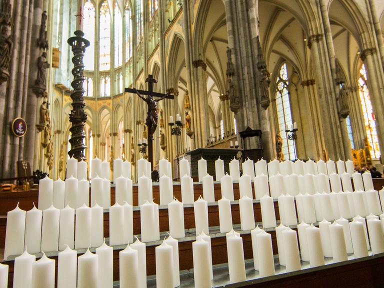 Trauergottesdienst in Köln für Absturzopfer