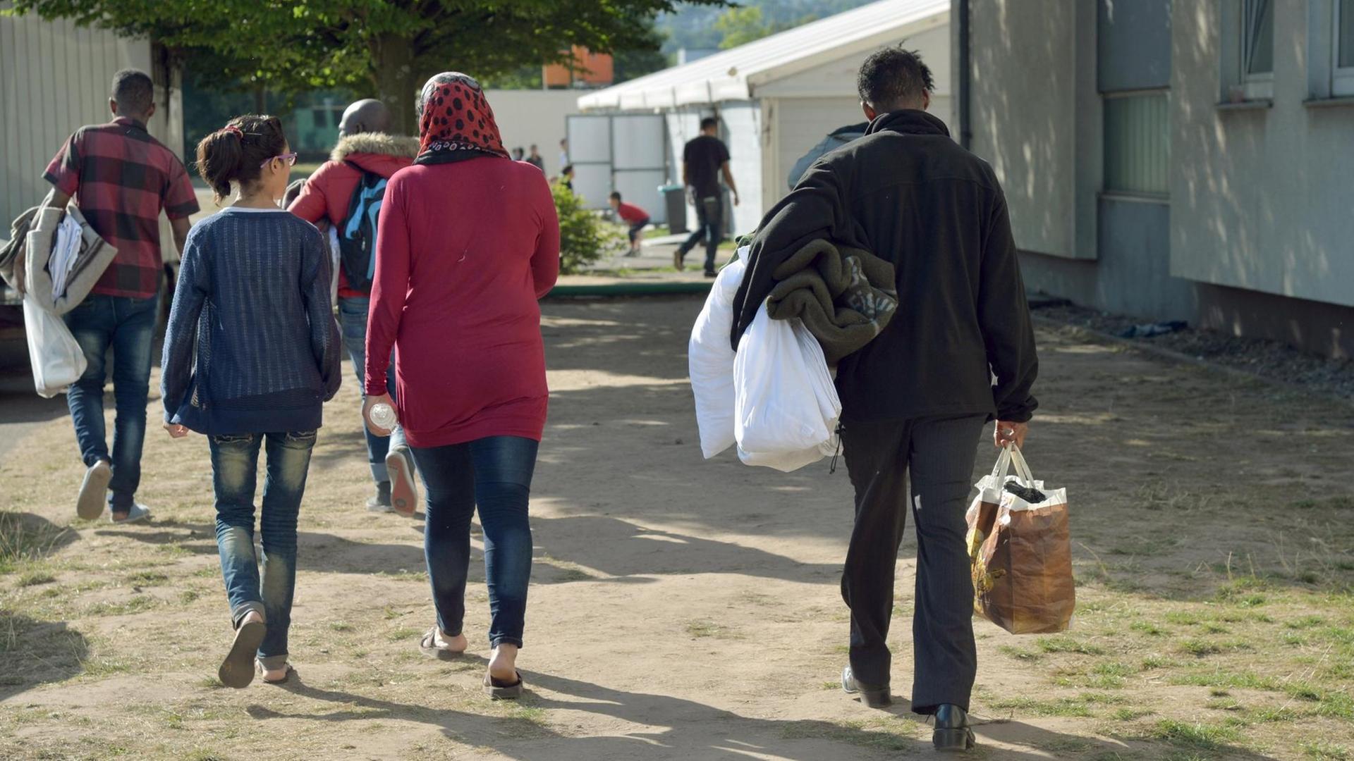 Neu angekommene Flüchtlinge in der Auffangeinrichtung für Asylbegehrende (AfA) in Trier-West