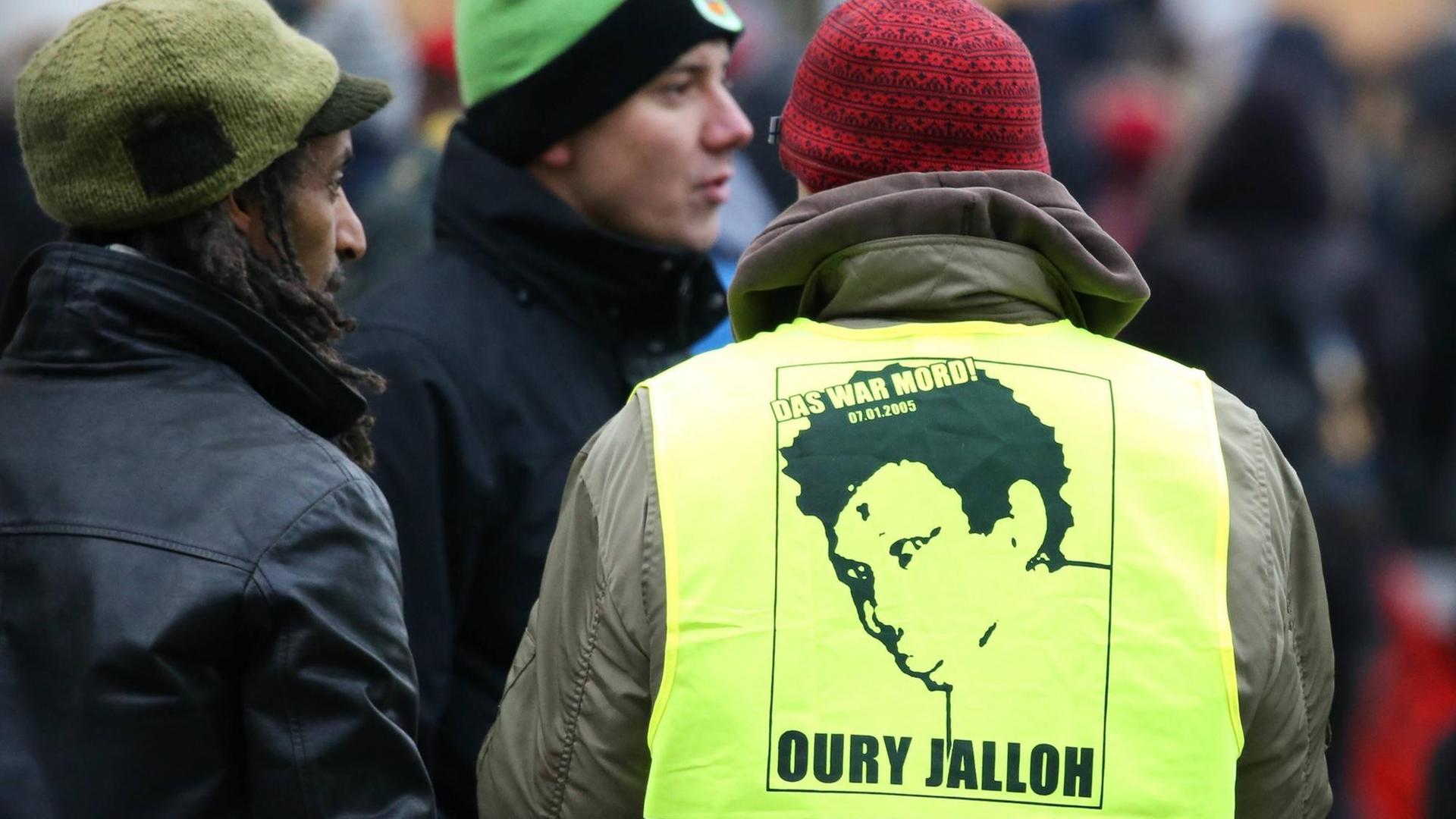 Jährliche Demonstration in Gedenken an den Tod von Oury Jalloh in Dessau