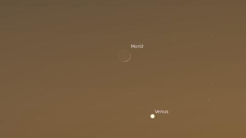 Mondsichel und Venus heute Abend tief im Südwesten