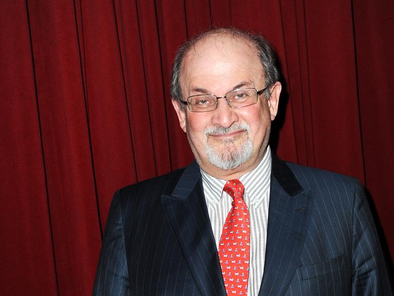Der indisch-britische Schriftsteller Sir Salman Rushdie am 20.03.2013 in Berlin.