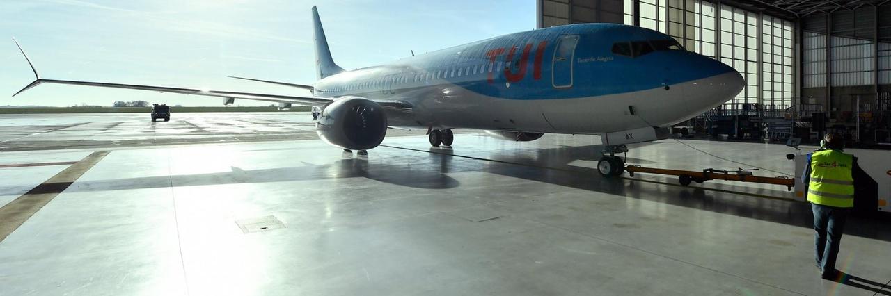 Das Foto zeigt von Januar 2018 zeigt die Übergabe der ersten Boeing 737 Max 8 am Brüsseler Flughafen an die Reisegesellschaft TUI.