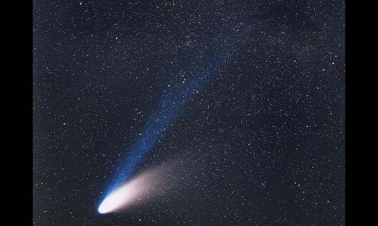 Der Komet Hale-Bopp im März 1997 