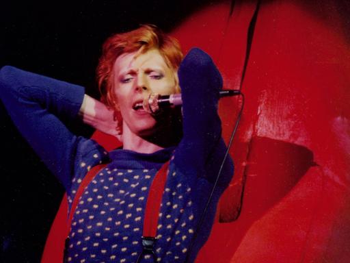 David Bowie bei einem Auftritt in den 70er-Jahren. David Bowie bei einem Auftritt in den 70er-Jahren.