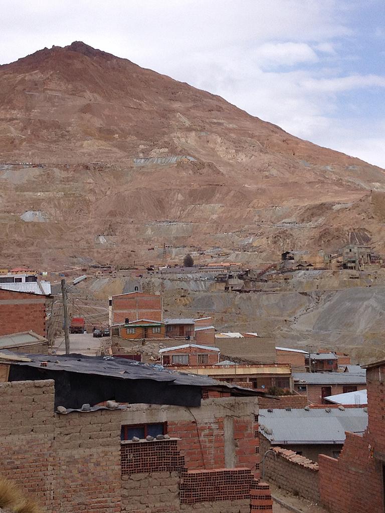 Der „Cerro Rico“, der sagenumwobene Silberberg in Potosí.