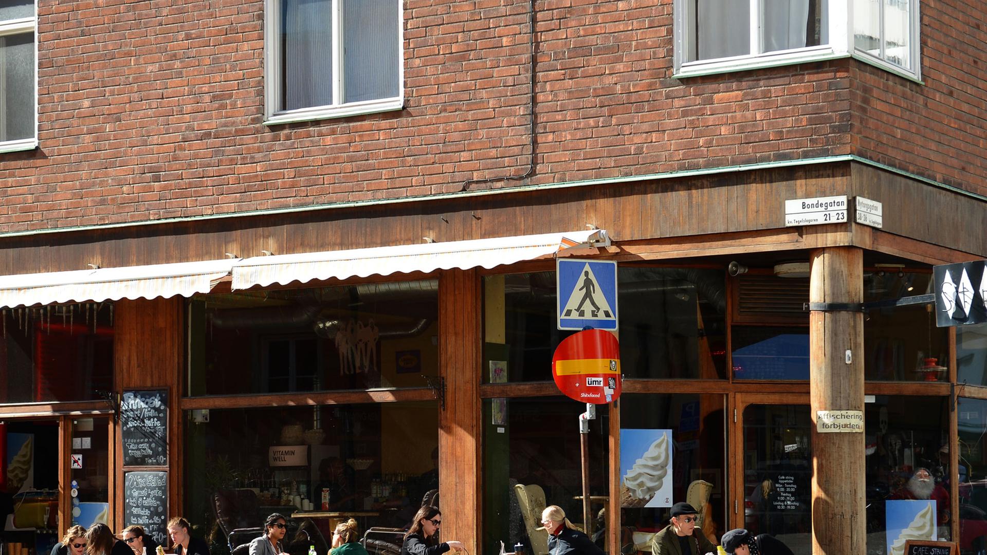 Café im Bezirk Södermalm am Nytorget in Stockholm