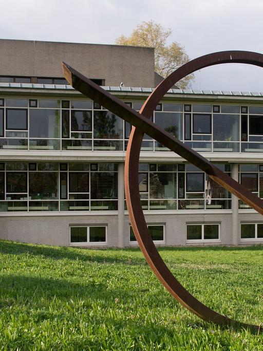 Aufgenommen am 14.04.2014 in Marbach am Neckar (Baden-Württemberg). Aufgenommen am 14.04.2014 in Marbach am Neckar (Baden-Württemberg).