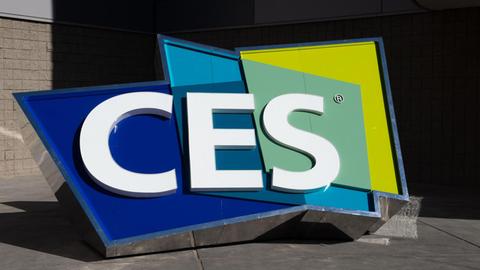 05.01.2020, USA, Las Vegas: Das Logo der Technik-Messe CES ist am Las Vegas Convention Center zu sehen. Foto: Andrej Sokolow/dpa | Verwendung weltweit