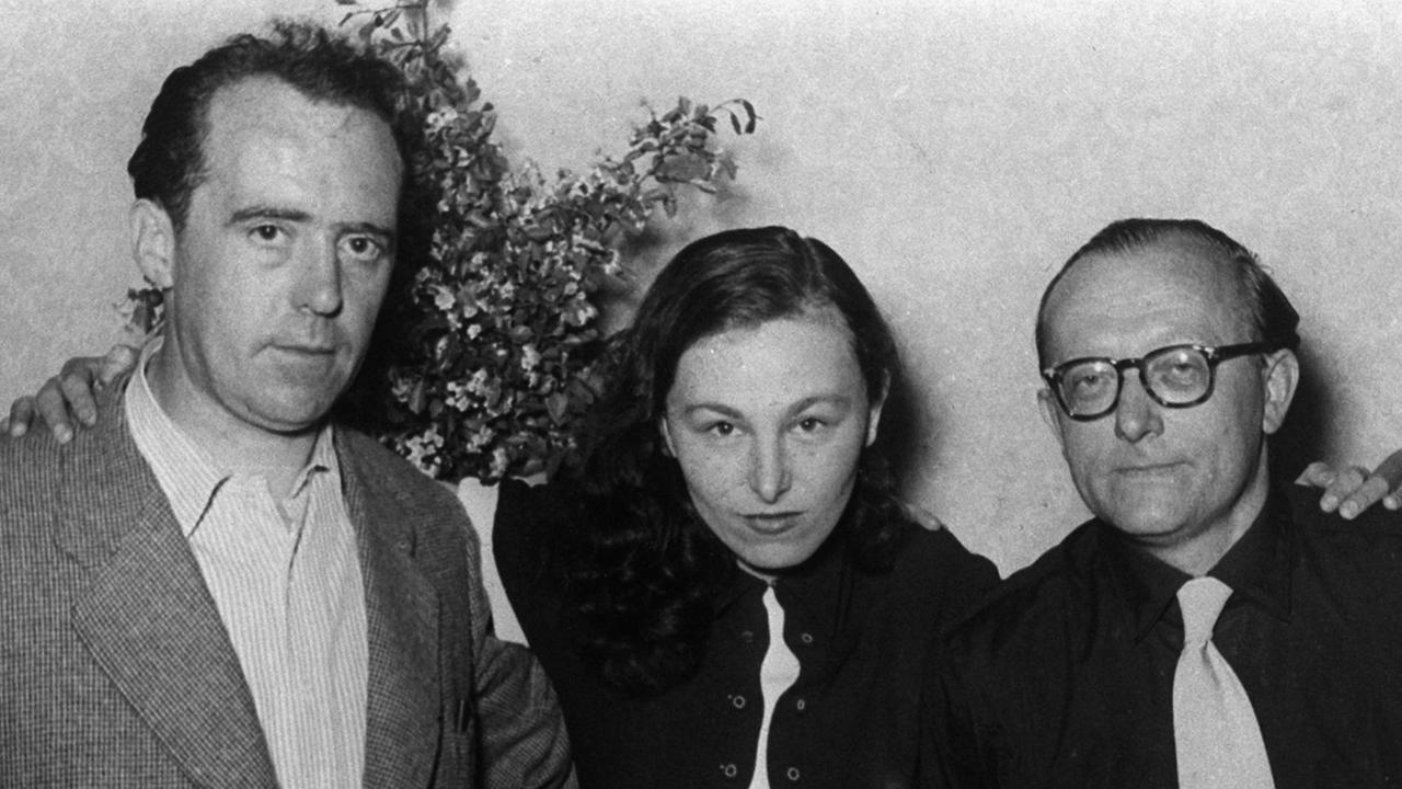 v.l.: Heinrich Böll, Ilse Aichinger und Günther Eich 1952 während der Tagung der Gruppe 47.