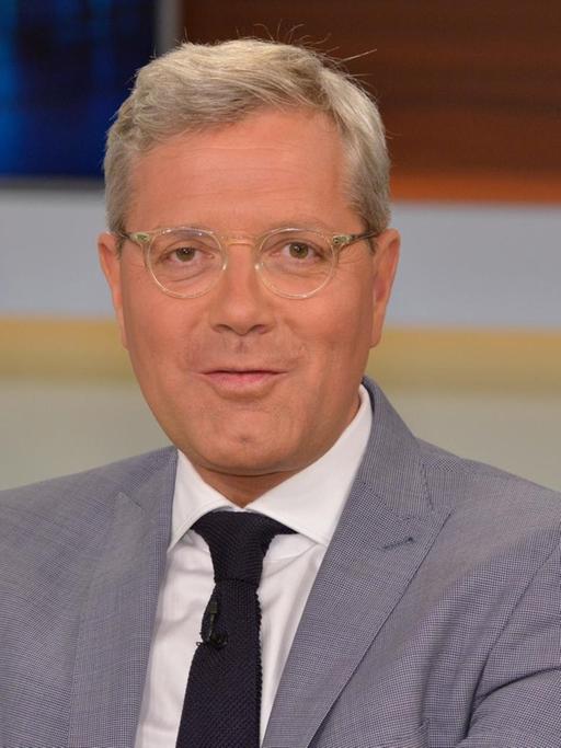 Der CDU-Außenpolitiker Norbert Röttgen bei der Talkshow Anne Will