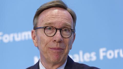Portraitfoto von Matthias Wissmann, Präsident des Verbands der Automobilindustrie (VDA)