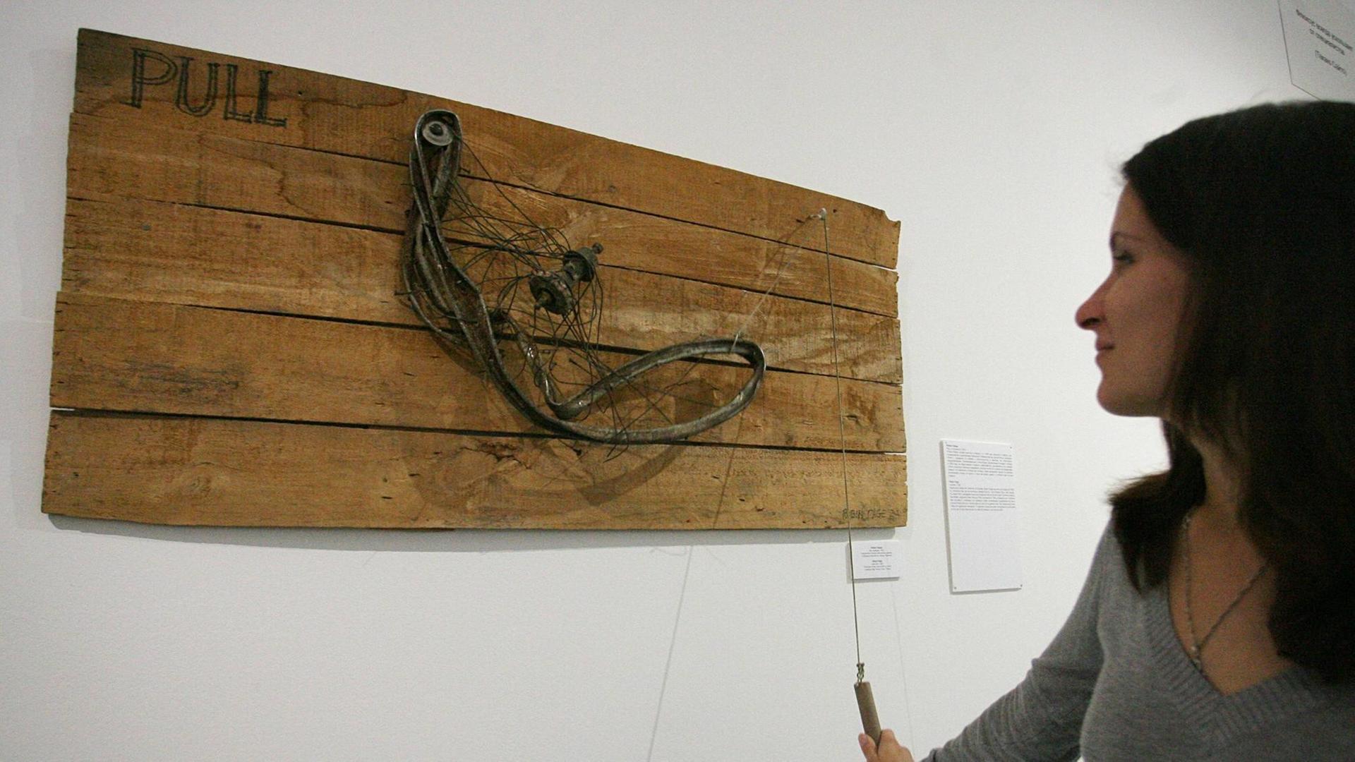 Die Werke der Fluxus-Bewegung der 60er-Jahre finden sich inzwischen in vielen Museen weltweit, hier in Moskau 2010.
