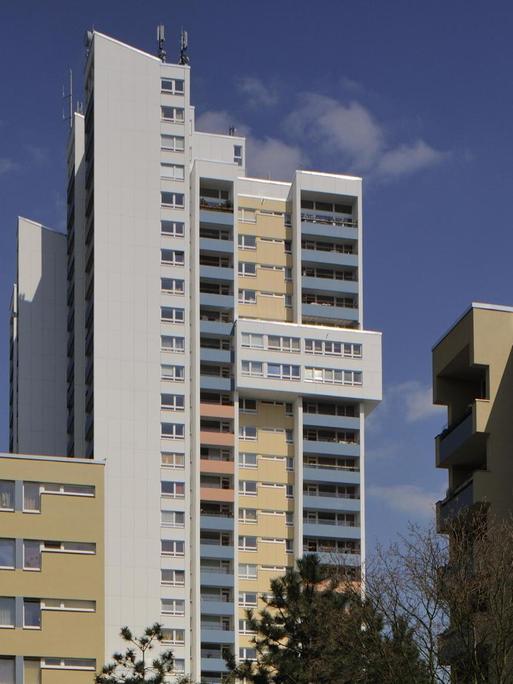 31-geschossiges Wohnhochhaus von Walter Gropius mit 18.000 Wohnungen in Berlin.