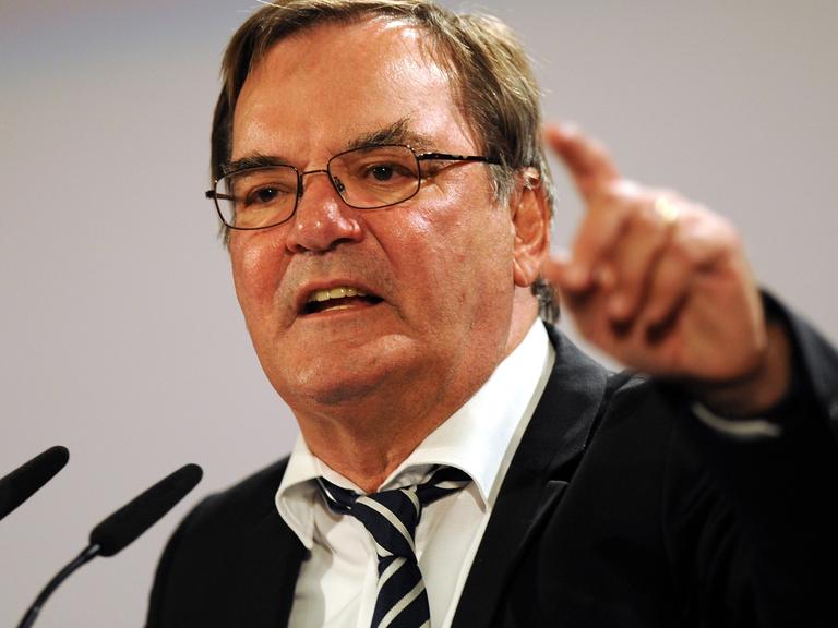 Der Wirtschaftswissenschaftler Prof. Dr. Rudolf Hickel.