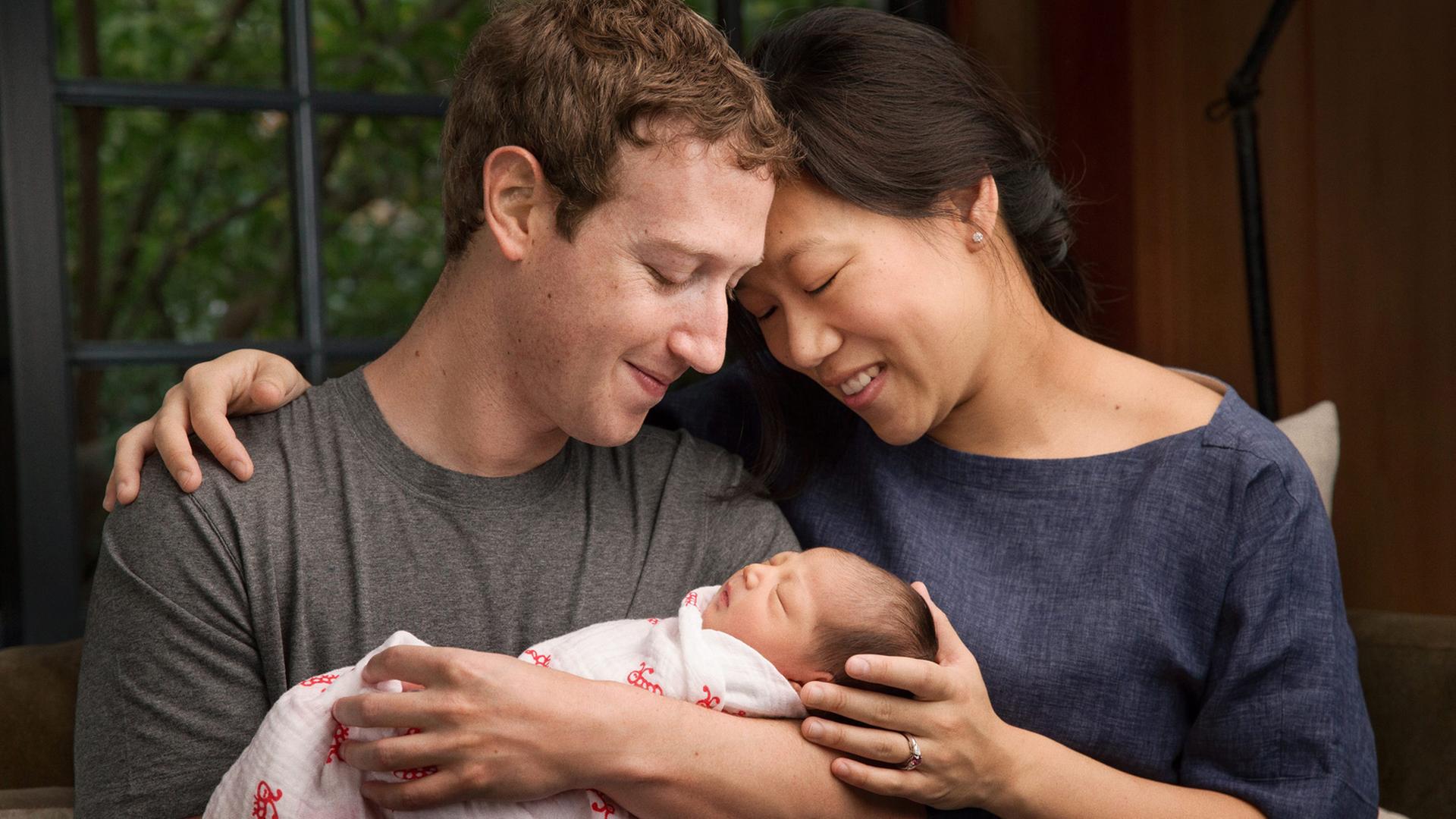 Facebook-Chef Mark Zuckerberg mit seiner Frau Priscilla und Tochter Max