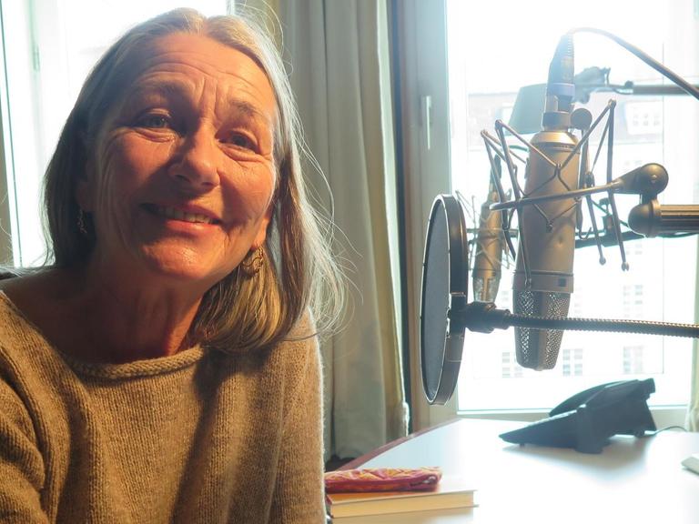 Die Schriftstellerin Birgit Vanderbeke zu Besuch im Funkhaus von Deutschlandradio Kultur in Berlin