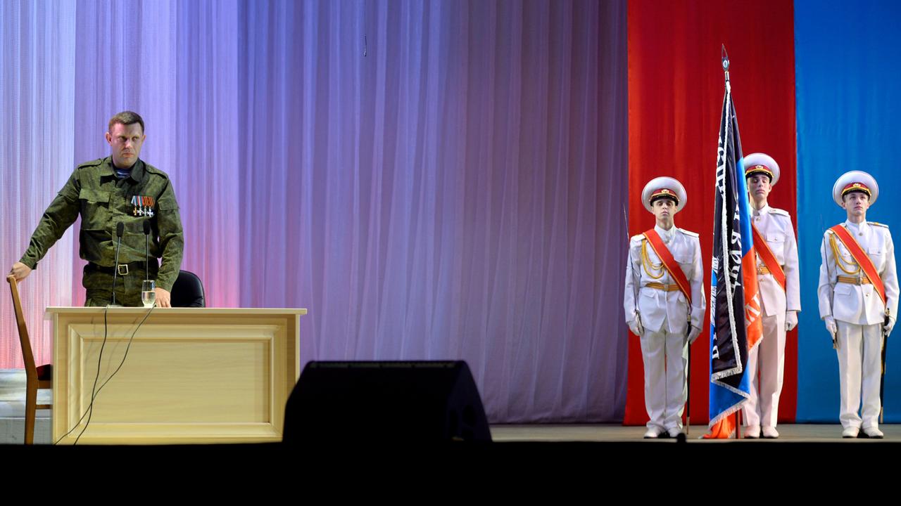 Alexander Wladimirowitsch Sachartschenko, Ministerpräsident der selbstproklamierten und international nicht anerkannten "Volksrepublik Donezk" bei einem Konzert im Theater für Oper und Ballett in Donezk