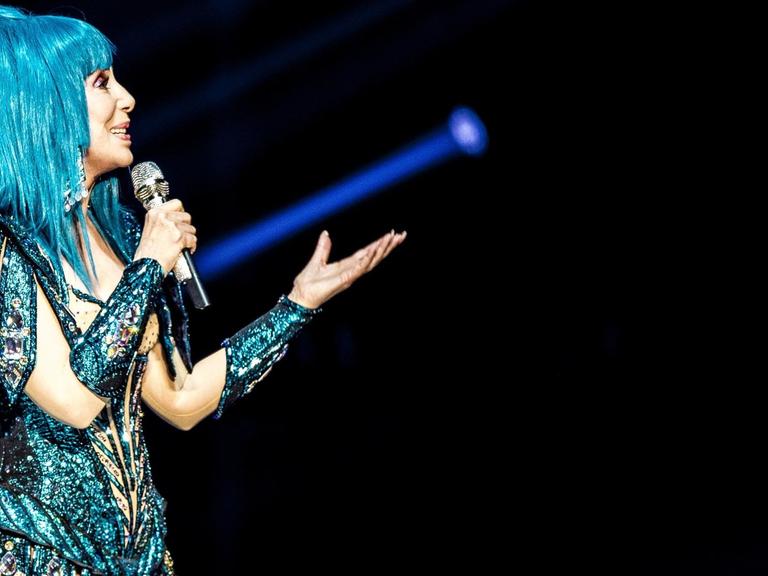 Die Sängerin Cher bei einem Live-Konzert in Kopenhagen