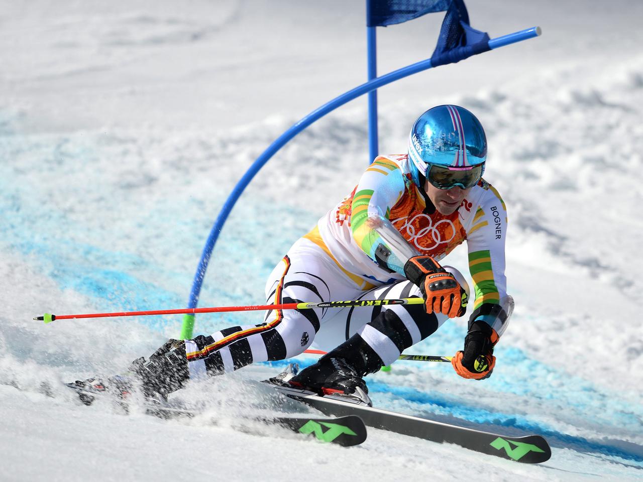 Felix Neureuther bei den Olympischen Winterspielen in Sotschi. Beim Riesenslalom am 19. Februar 2014 belegt er den achten Platz. Felix Neureuther bei den Olympischen Winterspielen in Sotschi. Beim Riesenslalom am 19. Februar 2014 belegt er den achten Platz.
