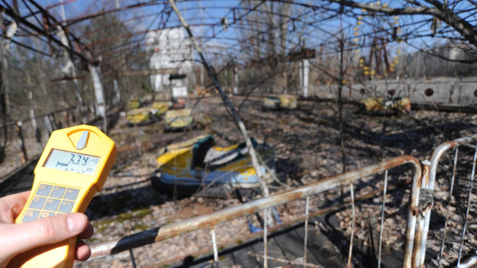 Ein verlassener Vergnügungspark in der Geisterstadt Pripjat bei Tschernobyl