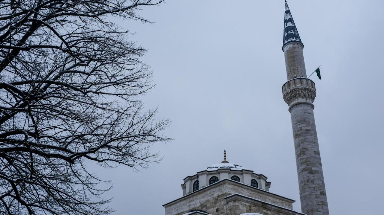Minarett der Ferhadija Moschee in Banja Luka