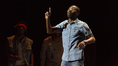 Der kongolesische Autor, Regisseur und Schauspieler Dieudonné Niangouna im Théâtre de Vidy, Lausanne.