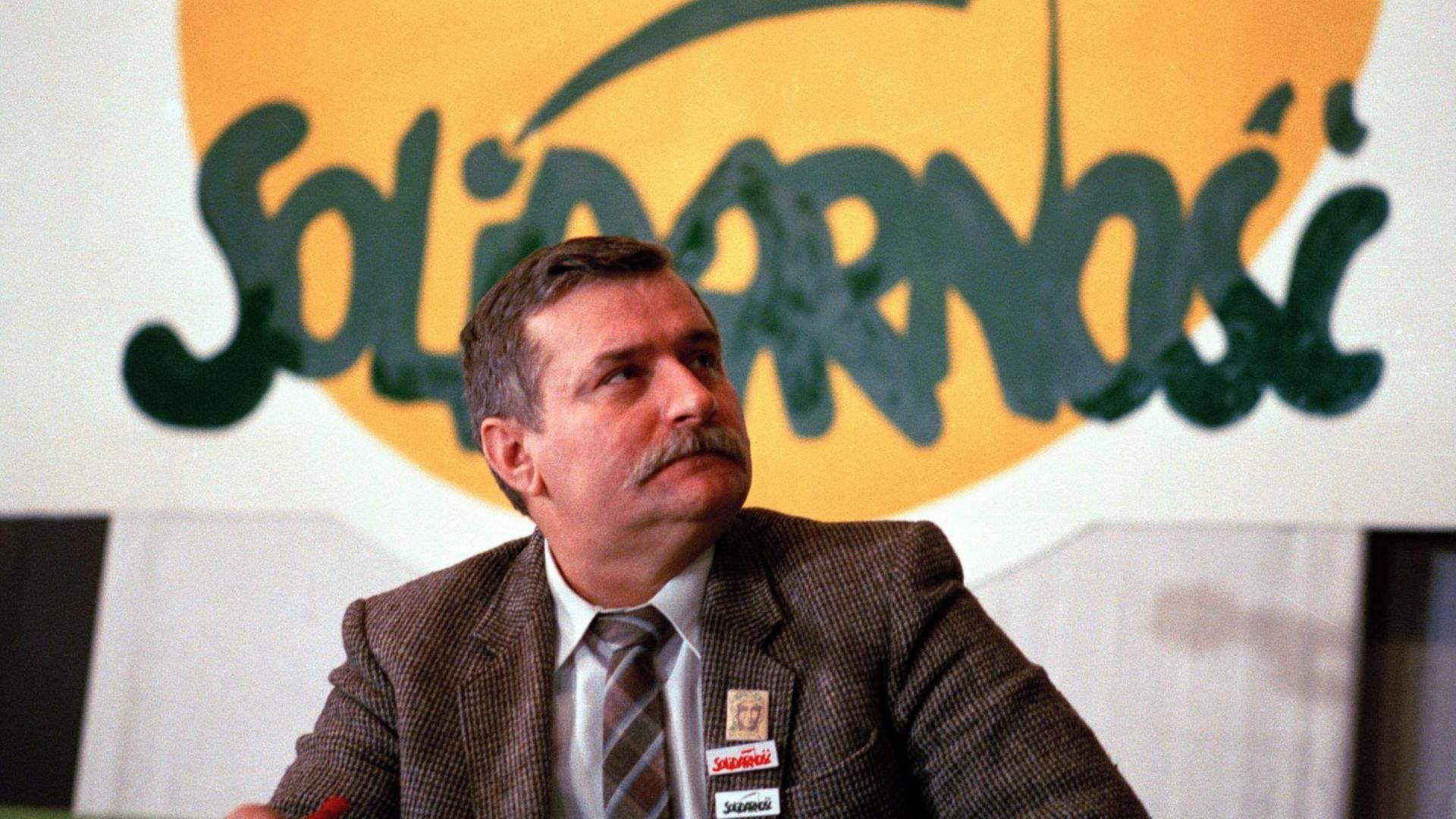 Der polnische Gewerkschafter Lech Walesa 1989. Der polnische Gewerkschafter Lech Walesa 1989.