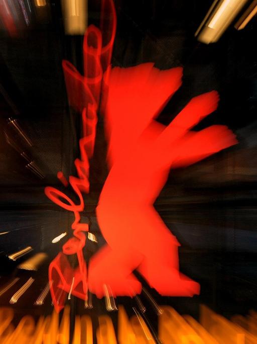 Das Bild zeigt das Logo der Berlinale, einen roten Berliner Bären, hier im Jahr 2016.