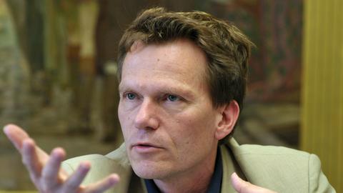 Der Professor Hartmut Rosa vom Lehrstuhl für Allgemeine und Theoretische Soziologie an der Friedrich-Schiller-Universität Jena, aufgenommen am Mittwoch (01.09.2010) bei einer Pressekonferenz in Jena
