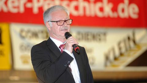 Dr. Armin König, Bürgermeister von Illingen, 2018 auf einer Veranstaltung in der Allenfeldhalle in Merchweiler