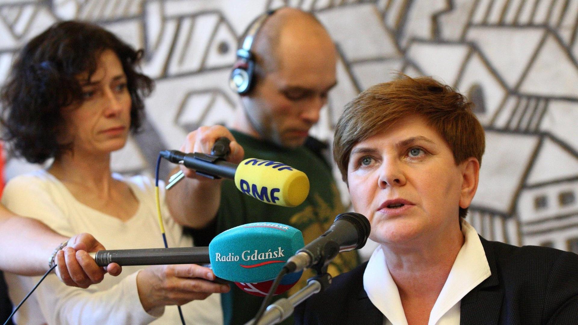 Beata Szydlo ist Kandidatin der Partei Recht und Rechtigkeit (PiS) in Polen für das Amt der Ministerpräsidentin.