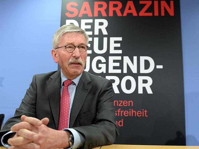 Thilo Sarrazin stellte in Berlin sein neues Buch "Der neue Tugendterror" vor.
