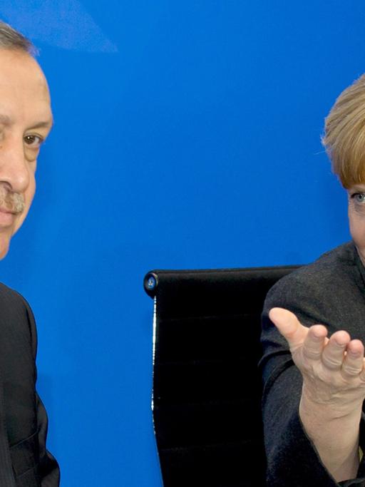 Der türkische Ministerpräsident Erdogan und Bundeskanzlerin Merkel